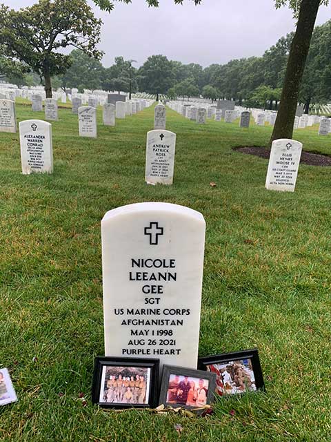 Nicole-Gee-grave